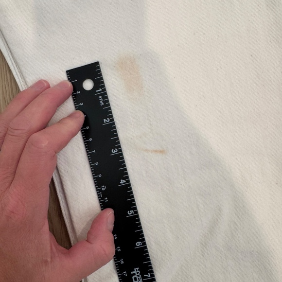 Madewell Women's Straight Leg Jeans in Cream - Picture 11 of 14